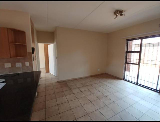 2 BEDROOM PROPERTY TO RENT IN DALVIEW